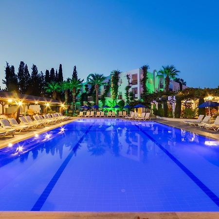 Natur Garden Hotel Bitez Eksteriør billede
