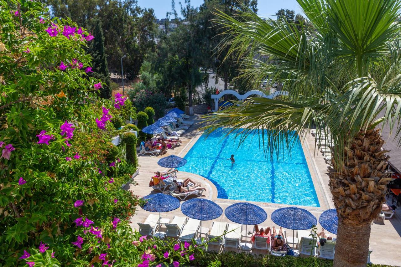 Natur Garden Hotel Bitez Eksteriør billede